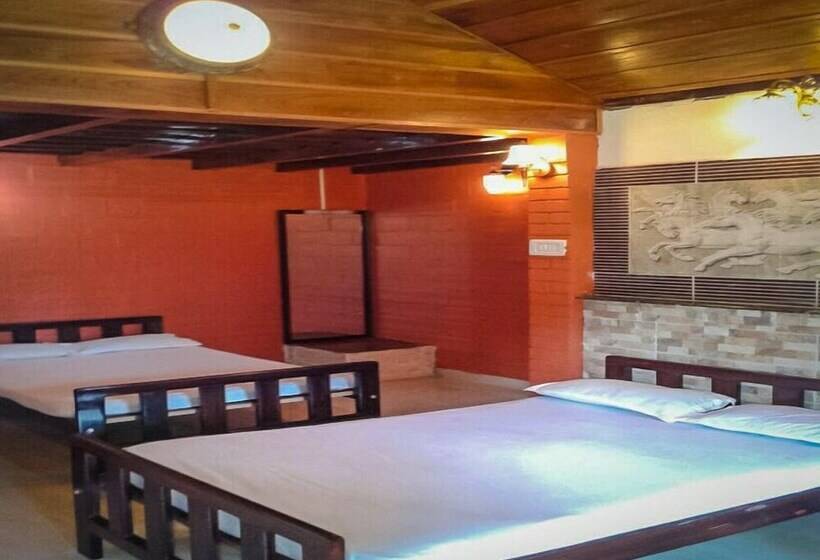 Standard Tent, Jungle Mount Adventure Camp   Hostel