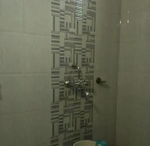 デラックスルーム, Zero Mile Rooms
