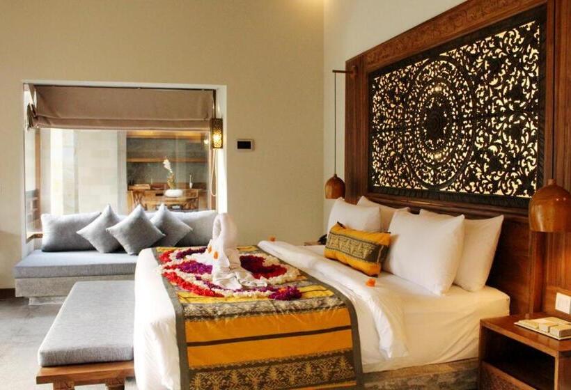 Королевский Люкс, Kenran Resort Ubud by Soscomma