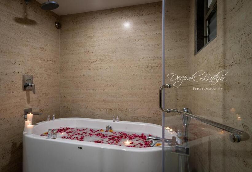 Suite Executive, Delice
