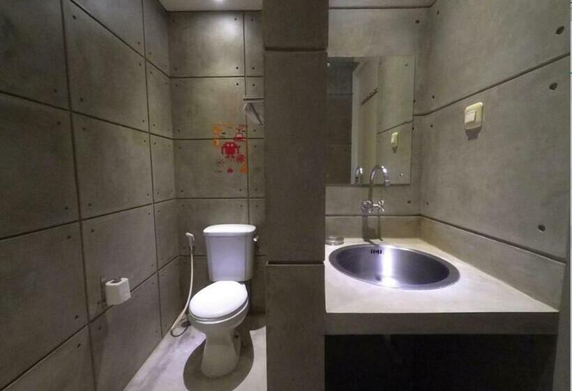 غرفة قياسية, Flat06. Cipete