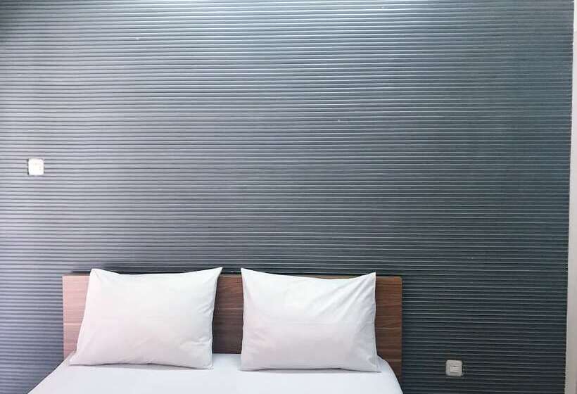 غرفة قياسية, Flat06. Cipete