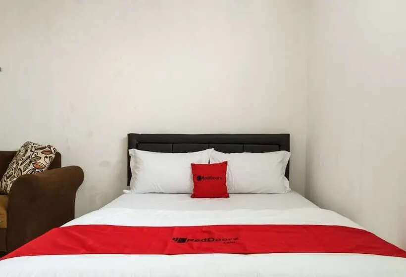 スタンダードルーム, Reddoorz @ Cibogo Puncak Bogor 2