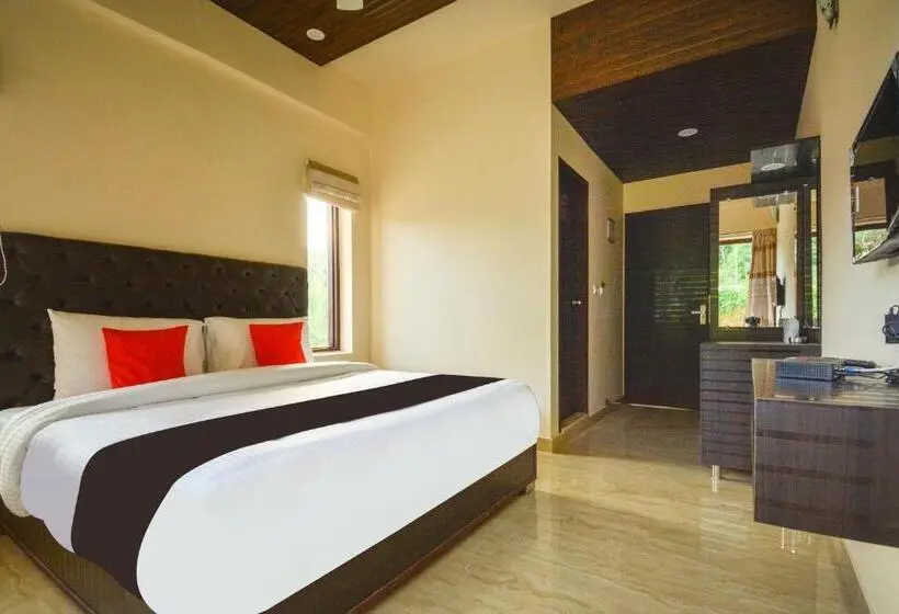 エコノミールーム, Nakshatra Resort