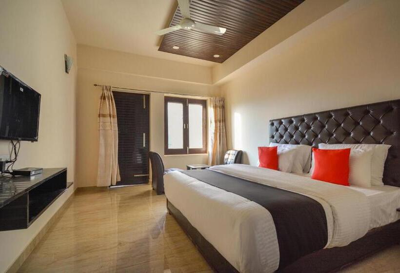 스탠다드 발코니 룸, Nakshatra Resort