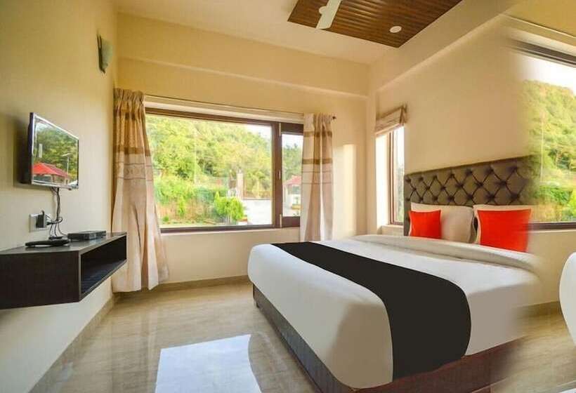 이코노미 룸, Nakshatra Resort