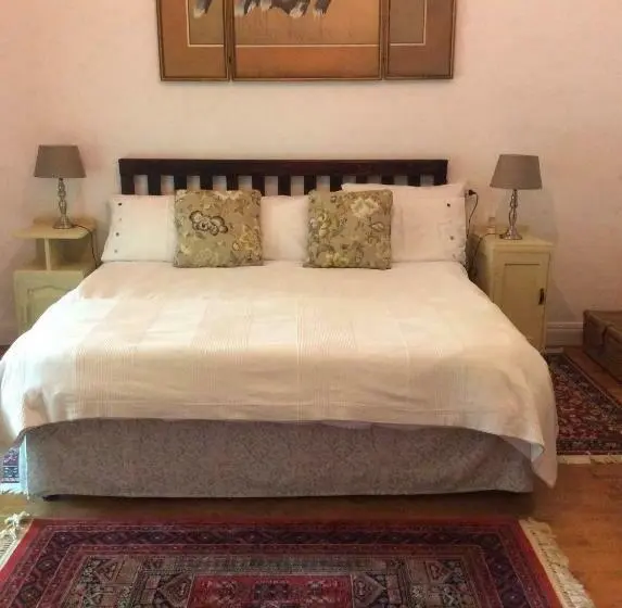 Standardzimmer Kingsize Bett, Kingston Farm