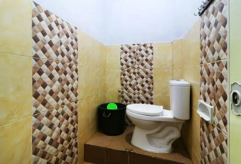 Habitación Estándar, Ombey Guest House
