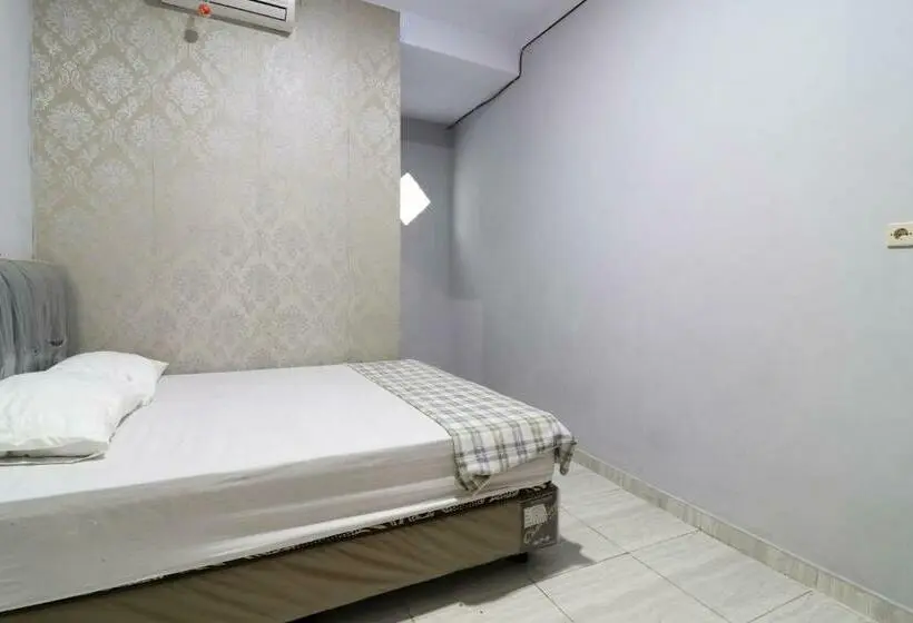 Habitación Estándar, Ombey Guest House