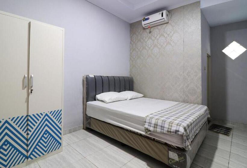 غرفة قياسية, Ombey Guest House