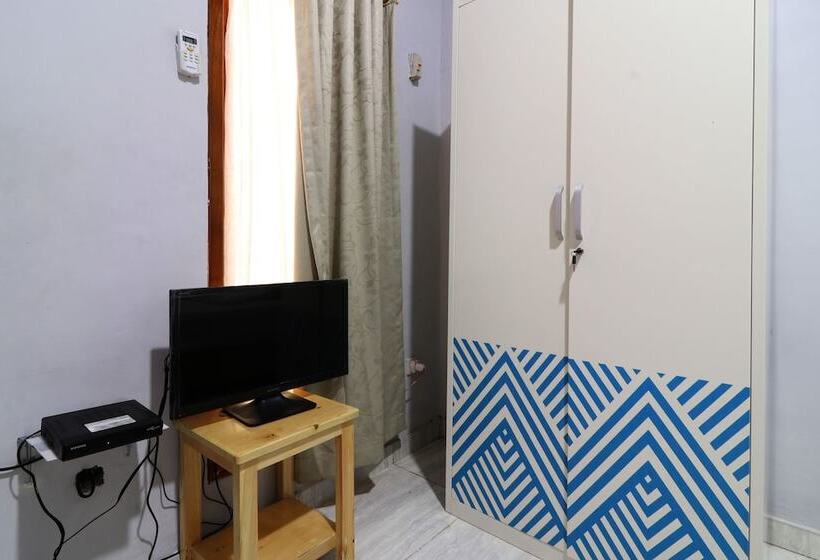 غرفة قياسية, Ombey Guest House