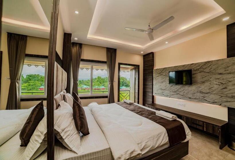Номер Стандарт с Балконом, Resort Trimurti