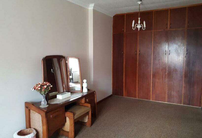 标准间, Die C Skulp