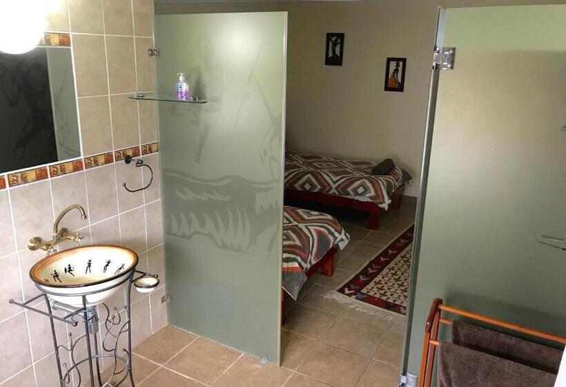 غرفة قياسية مطلّة علي الحديقة, Cheetah Lodge Guest House