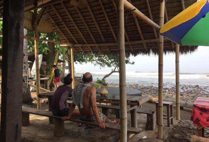 Номер Deluxe, Medewi Secret Surfcamp