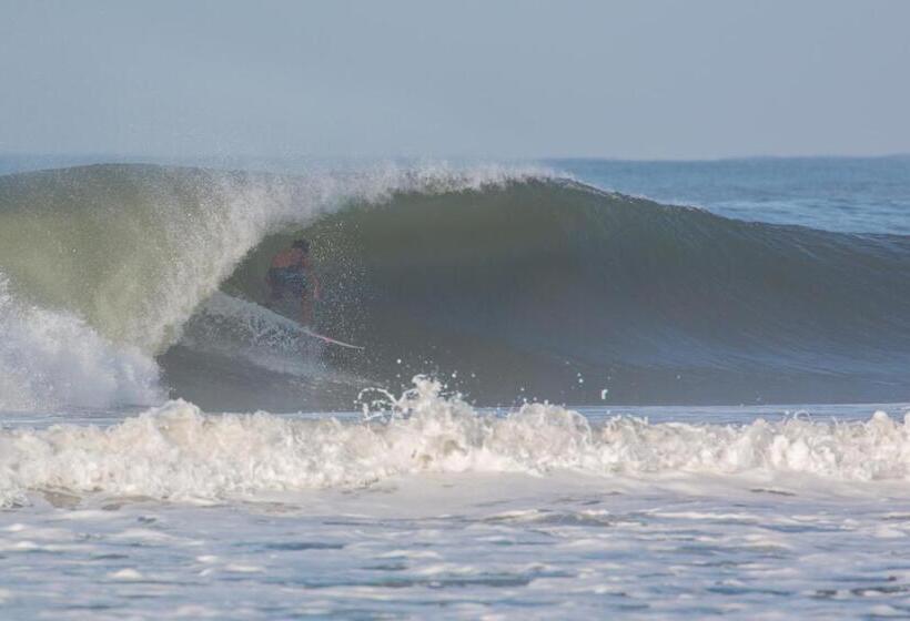 חדר סטנדרט, Medewi Secret Surfcamp