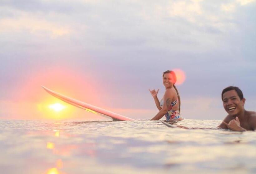 חדר סטנדרט נוף לבריכה, Medewi Secret Surfcamp