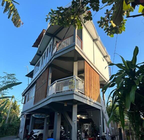 חדר סטנדרט נוף לבריכה, Medewi Secret Surfcamp