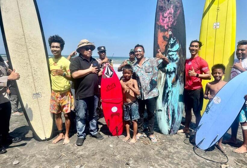 Номер Deluxe, Medewi Secret Surfcamp