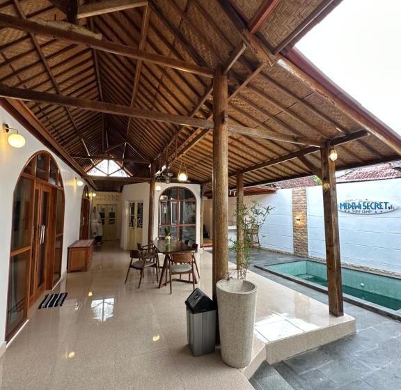 חדר סטנדרט נוף לבריכה, Medewi Secret Surfcamp