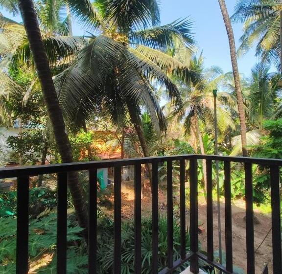 Номер Deluxe с Балконом, Sabinas Goa