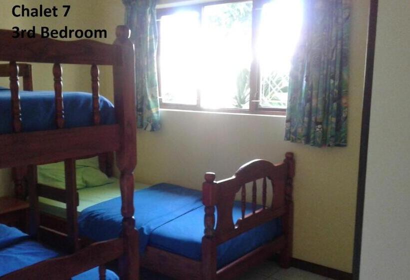 샬레, Shore Breakers