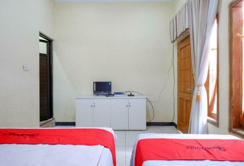 Номер Deluxe, Reddoorz Near Desa Wisata Tambi Dieng