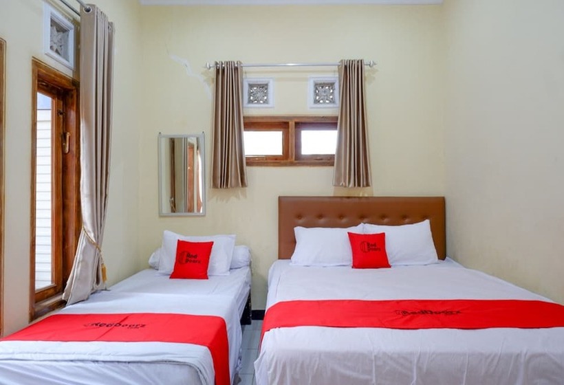 Номер Deluxe, Reddoorz Near Desa Wisata Tambi Dieng