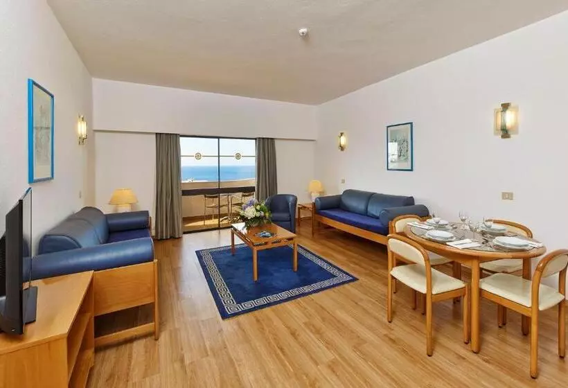 آپارتمان 1 خوابه با چشم‌انداز استخر, Apartamento Brisa Sol