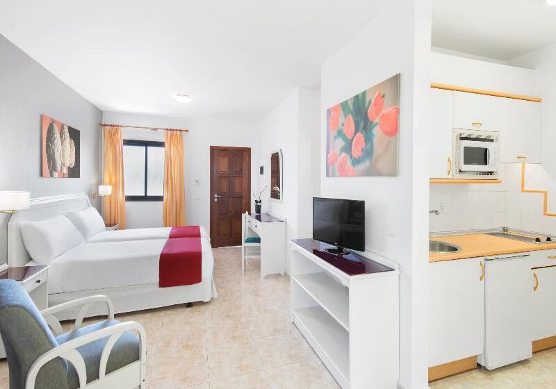 スタンダードスタジオ, Elba Lucia Sport & Suite