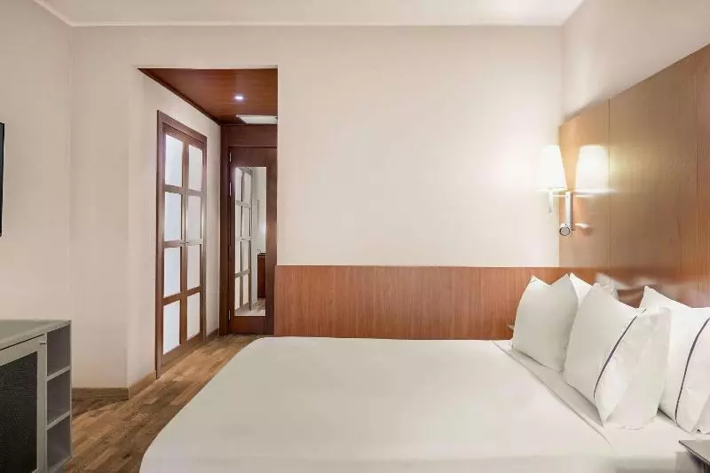 اتاق استاندارد با تخت بزرگ, Ac Hotel Genova By Marriott