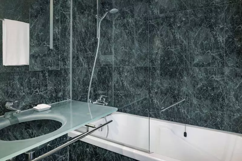 اتاق استاندارد با تخت بزرگ, Ac Hotel Genova By Marriott