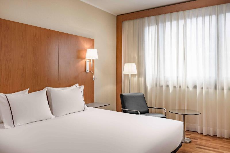 Standard Szoba King Size Bed, Ac Hotel Genova By Marriott