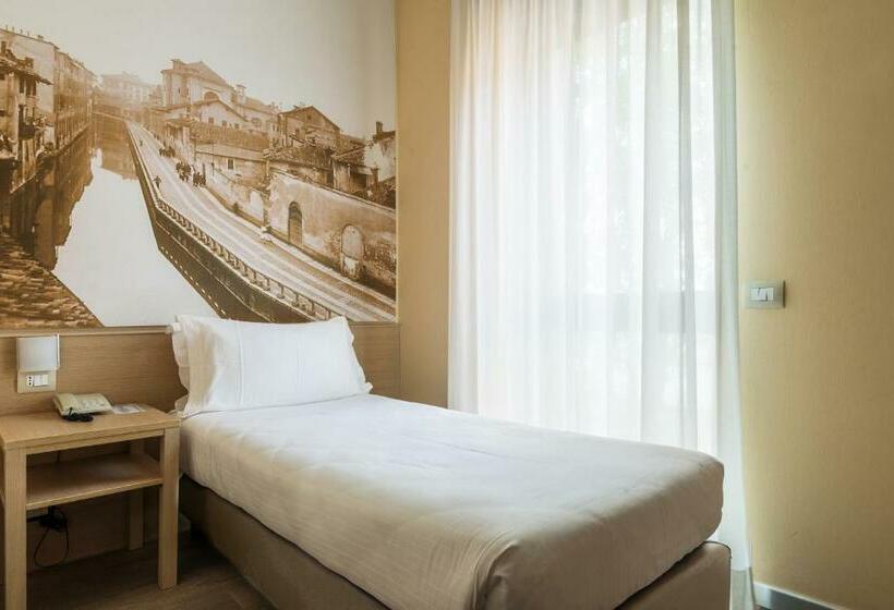 اتاق استاندارد یک نفره, B&b Hotel Milano Portello