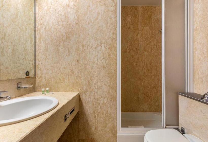 اتاق استاندارد, B&b Hotel Milano Portello