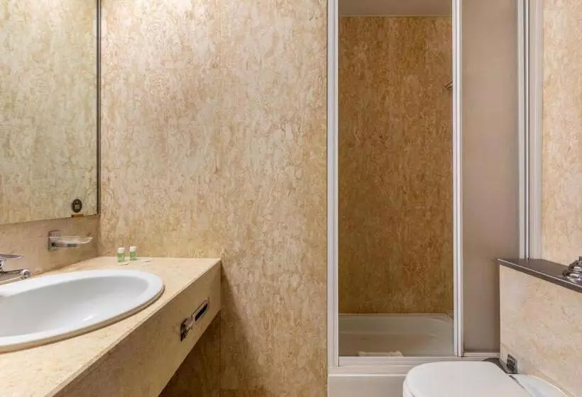 اتاق استاندارد, B&b Hotel Milano Portello