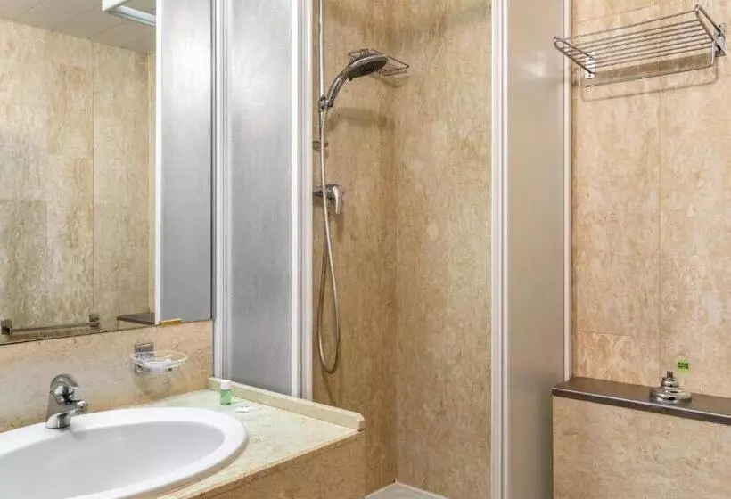 اتاق استاندارد یک نفره, B&b Hotel Milano Portello