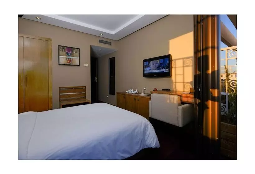 اتاق اجرایی, Belere Hotel Rabat