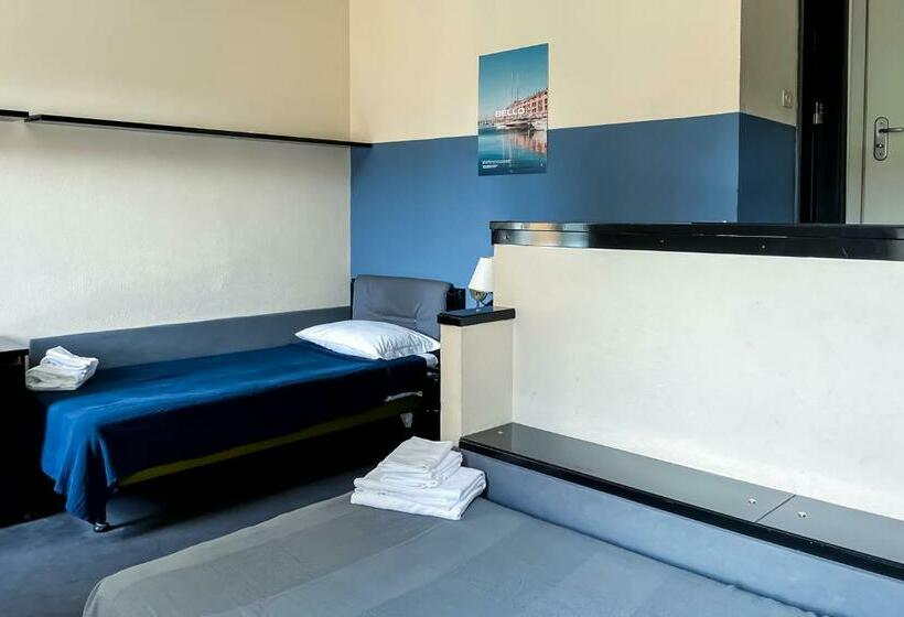 Pokój Standard, Britannia