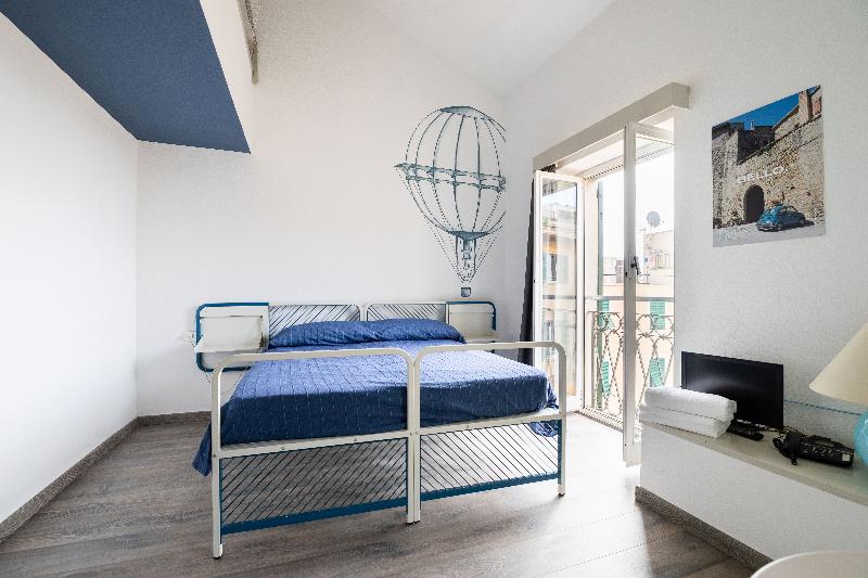 Pokój Standard, Britannia