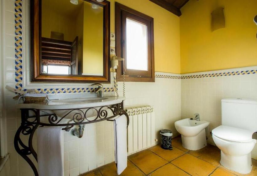 Standard Triple Room with Terrace, Cigarral De Caravantes