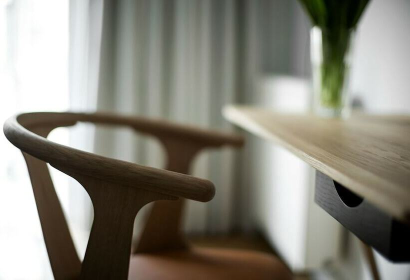 Camera Standard, Copenhagen Strand