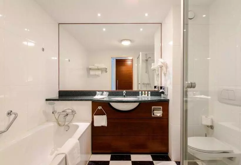 اتاق سوپریور, Courtyard By Marriott Amsterdam Airport