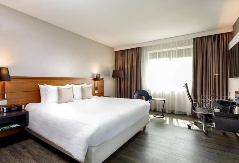 Chambre Supérieure Lit King Size, Courtyard By Marriott Amsterdam Airport
