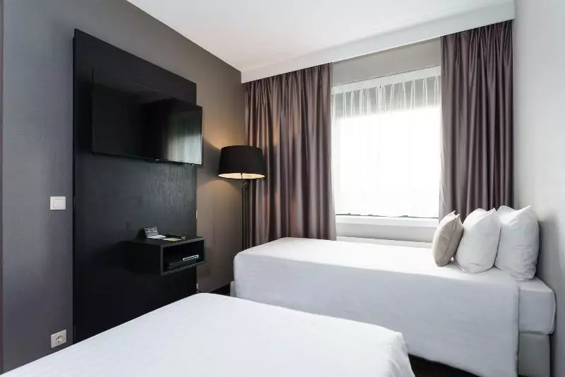 اتاق خانوادگی, Courtyard By Marriott Amsterdam Airport