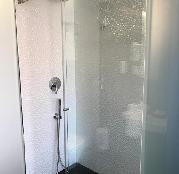 اتاق استاندارد, Do Chile