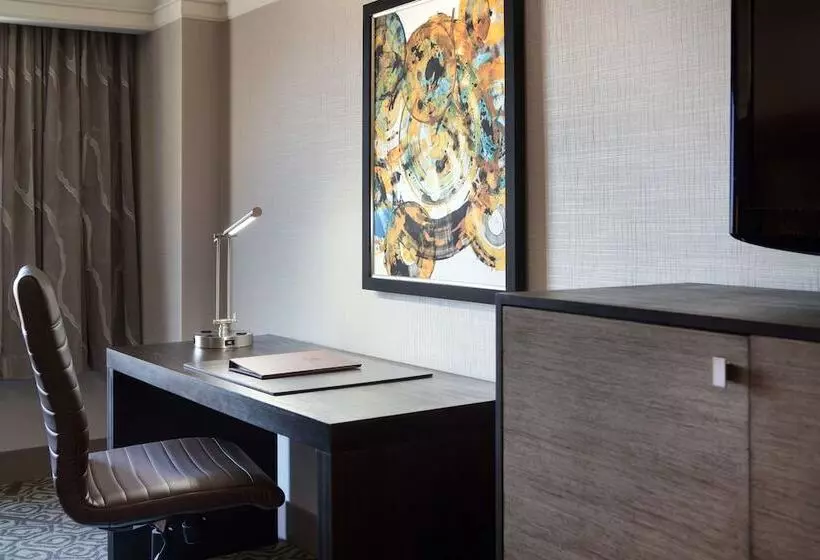 اتاق استاندارد با 2 تخت دوبل, Doubletree By Hilton San Francisco Airport North Bayfront