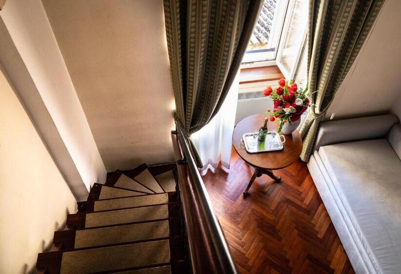 家庭间, Fontebella