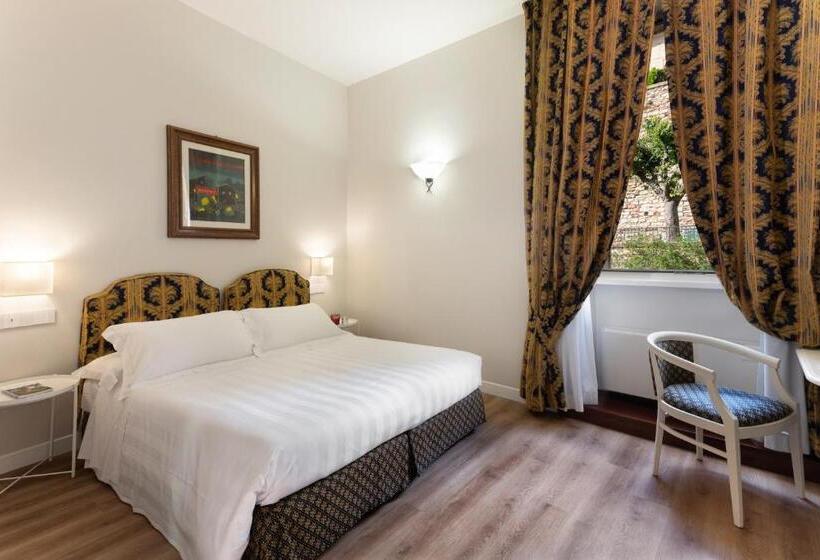 古典房间, Fontebella