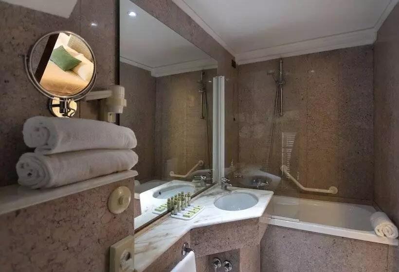 Pokój Jednoosobowy Klasyczny, Fontebella